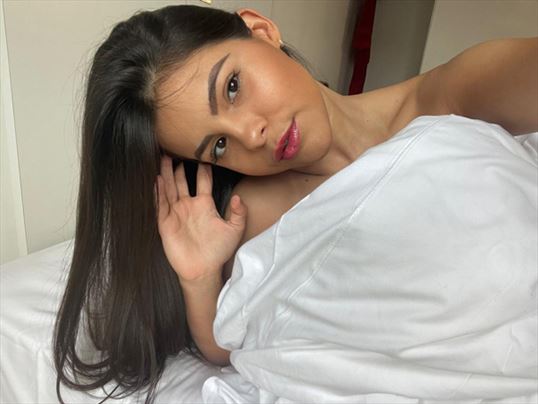 Party Girl Escort in London Party Girl Escort in London